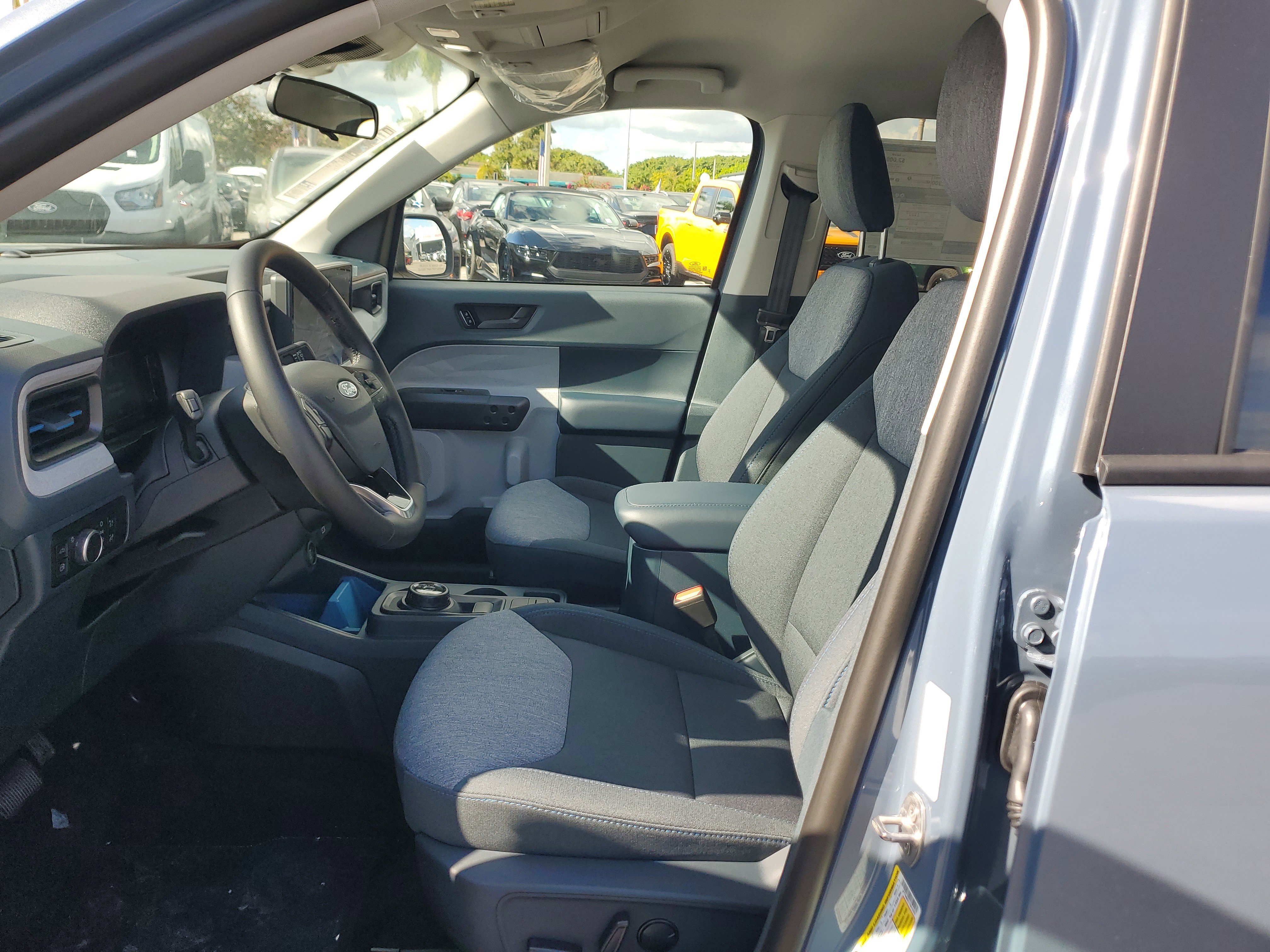 New 2026 Ford Maverick XLT w/ XLT Luxury Package FWD image 10