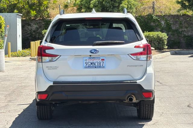 Used 2023 Subaru Forester Limited AWD/4WD image 5