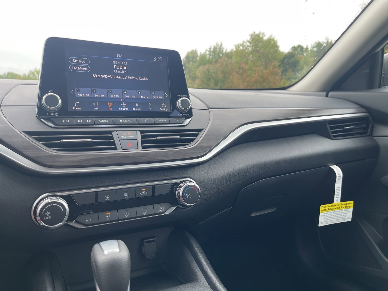 New 2025 Nissan Altima 2.5 SV image 17