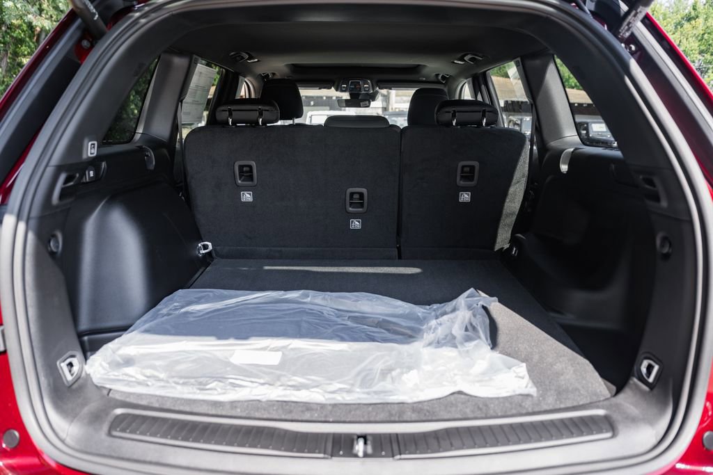 New 2025 Jeep Grand Cherokee Laredo X w/ Luxury Tech Group I image 10