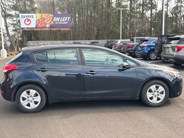 Used 2017 Kia Forte LX image 6