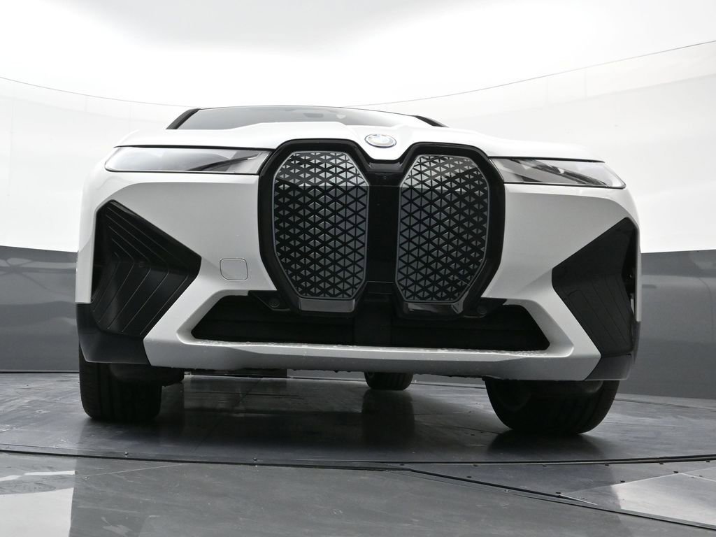 New 2025 BMW iX xDrive50 image 24