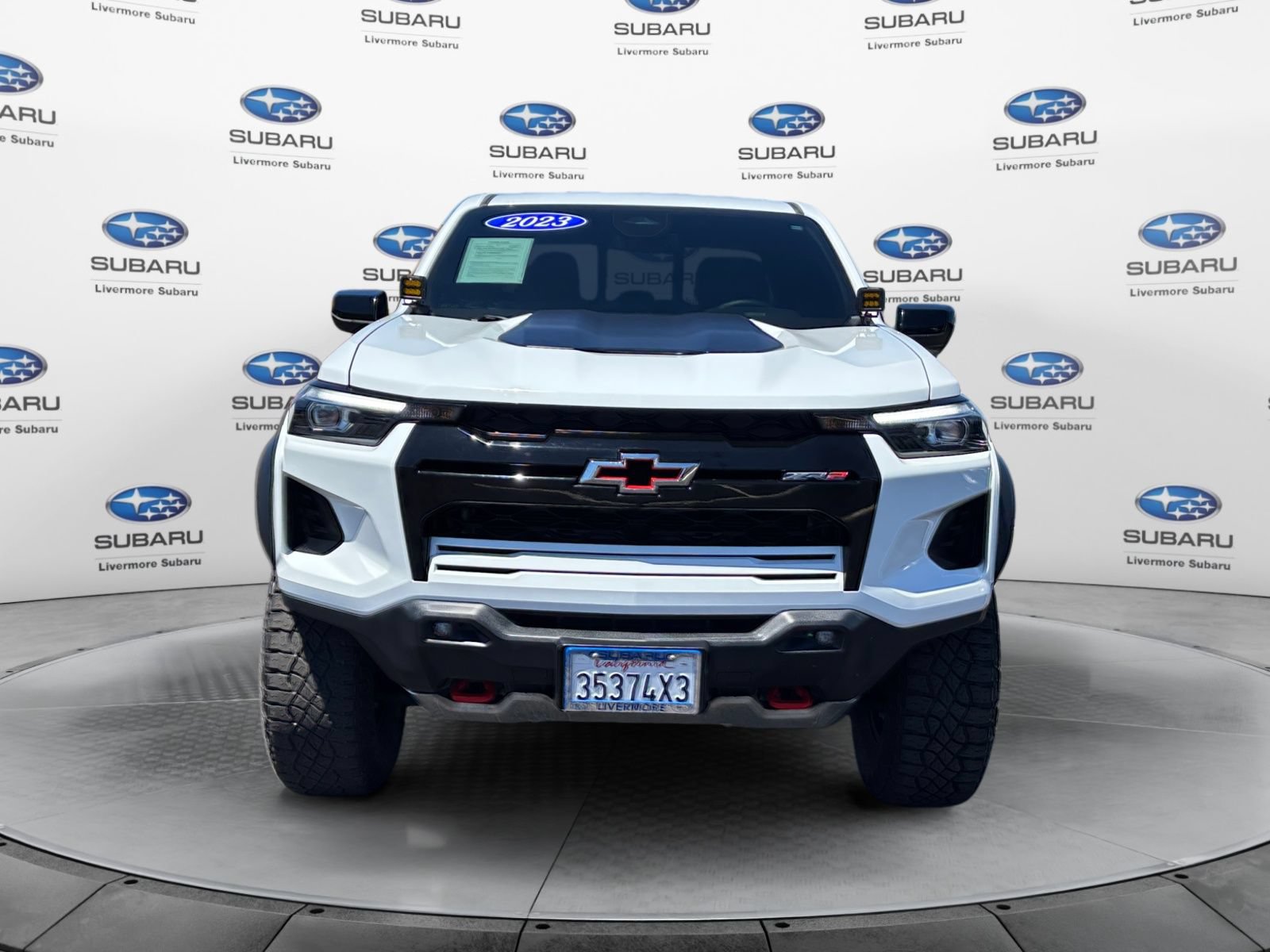 Used 2023 Chevrolet Colorado ZR2 w/ LPO, Tailgate Decal Package AWD/4WD image 8