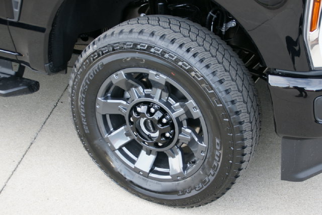 New 2026 Ford F350 XL w/ STX Appearance Package AWD/4WD image 8