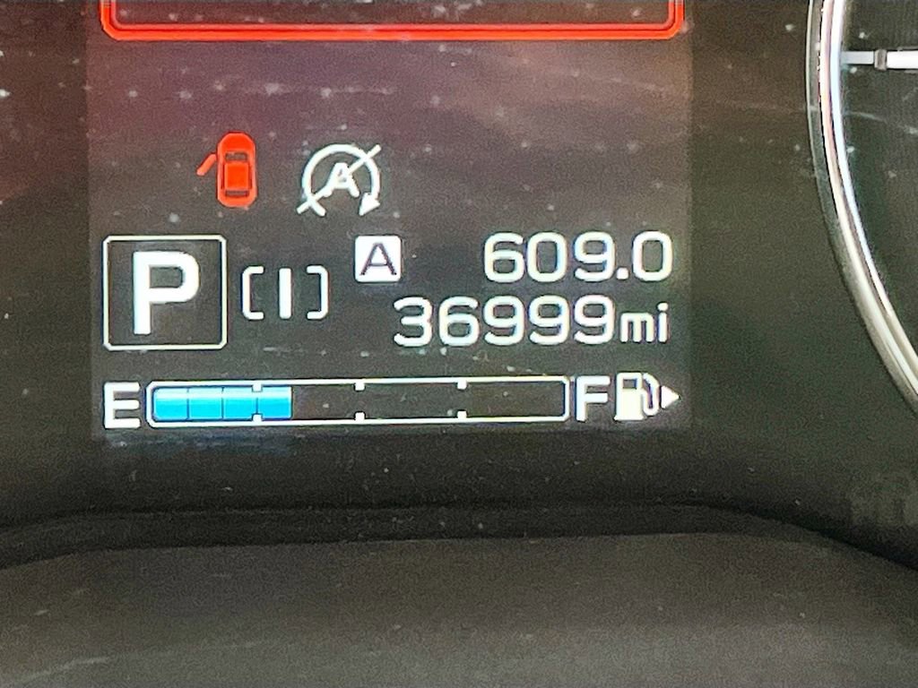 Used 2022 Subaru Crosstrek 2.5i Limited w/ Moonroof Package 2 image 12