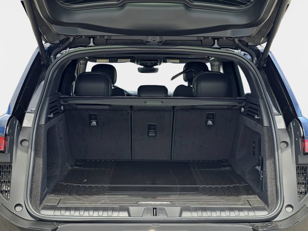 New 2026 Land Rover Range Rover Sport SE AWD/4WD image 12