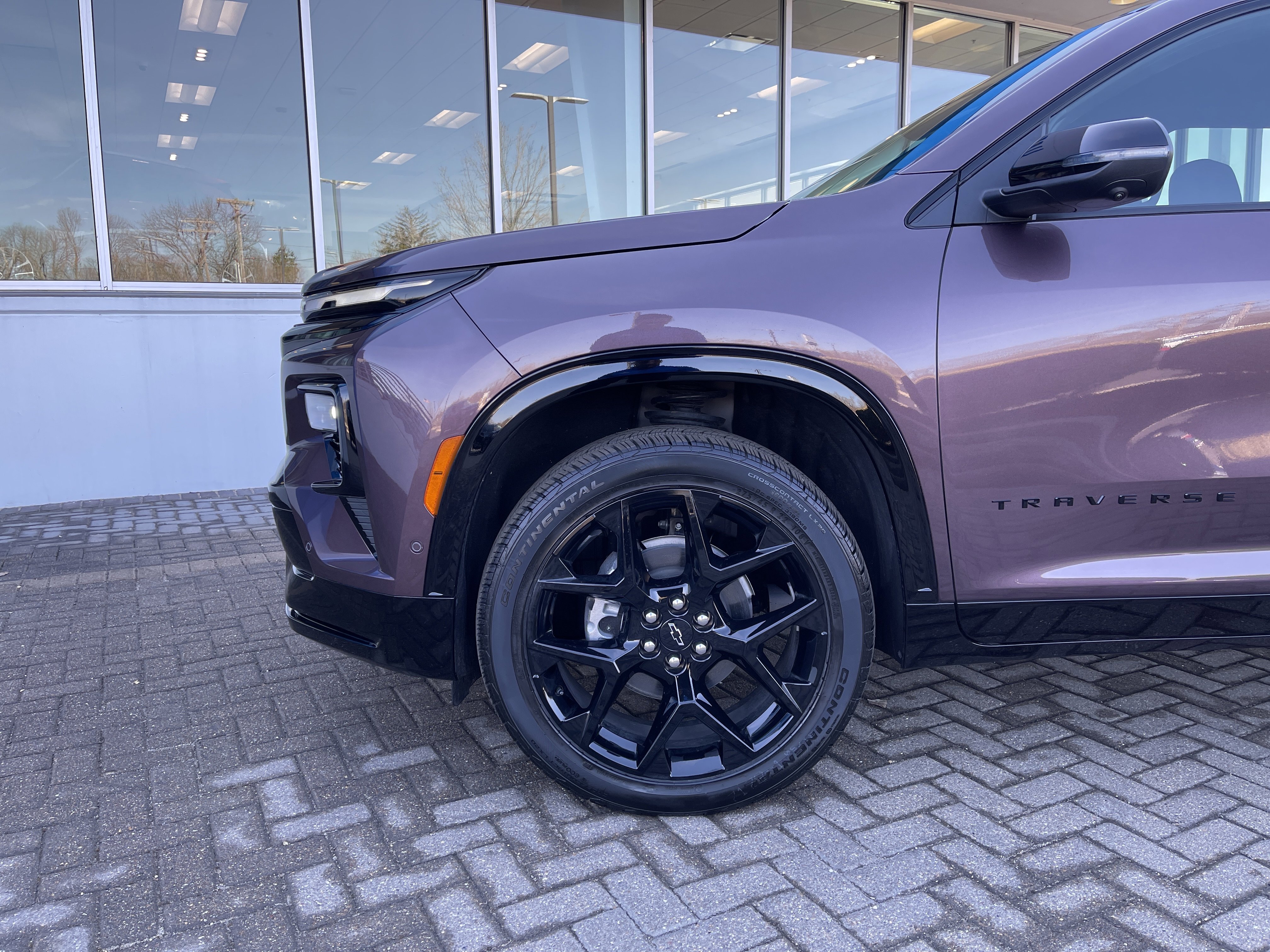Used 2025 Chevrolet Traverse RS w/ LPO, Floor Liner Package image 10