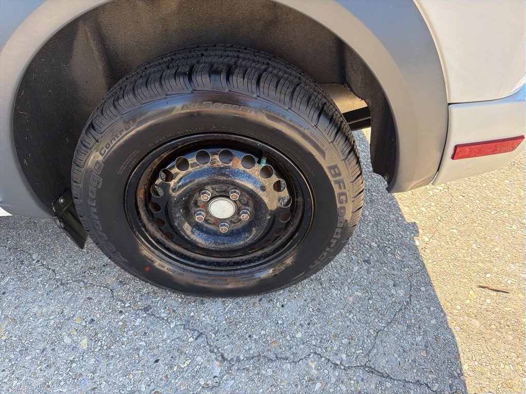 Used 2013 Ford Transit Connect XLT image 22