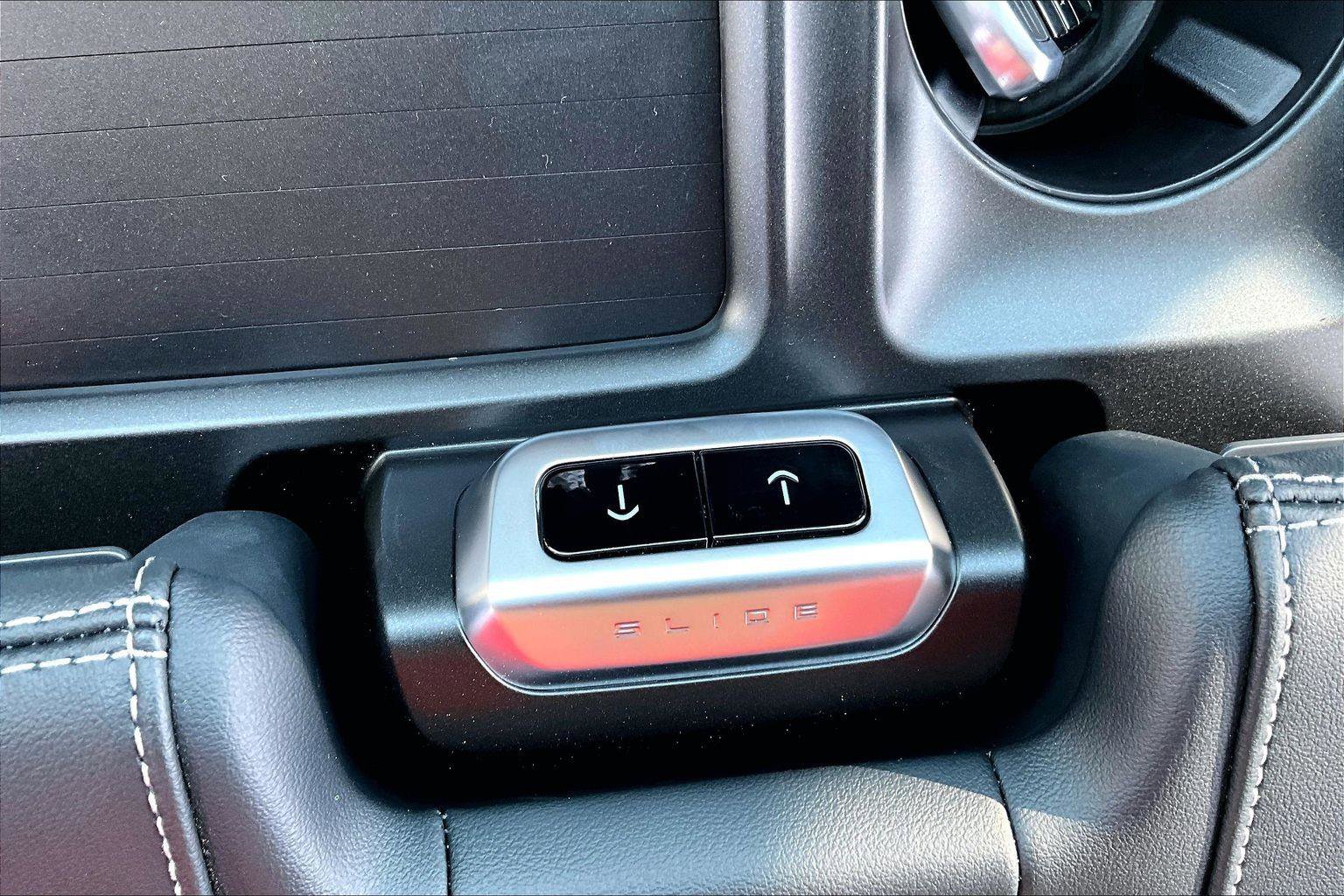 New 2026 Ford Expedition Platinum w/ Driver's Package image 17