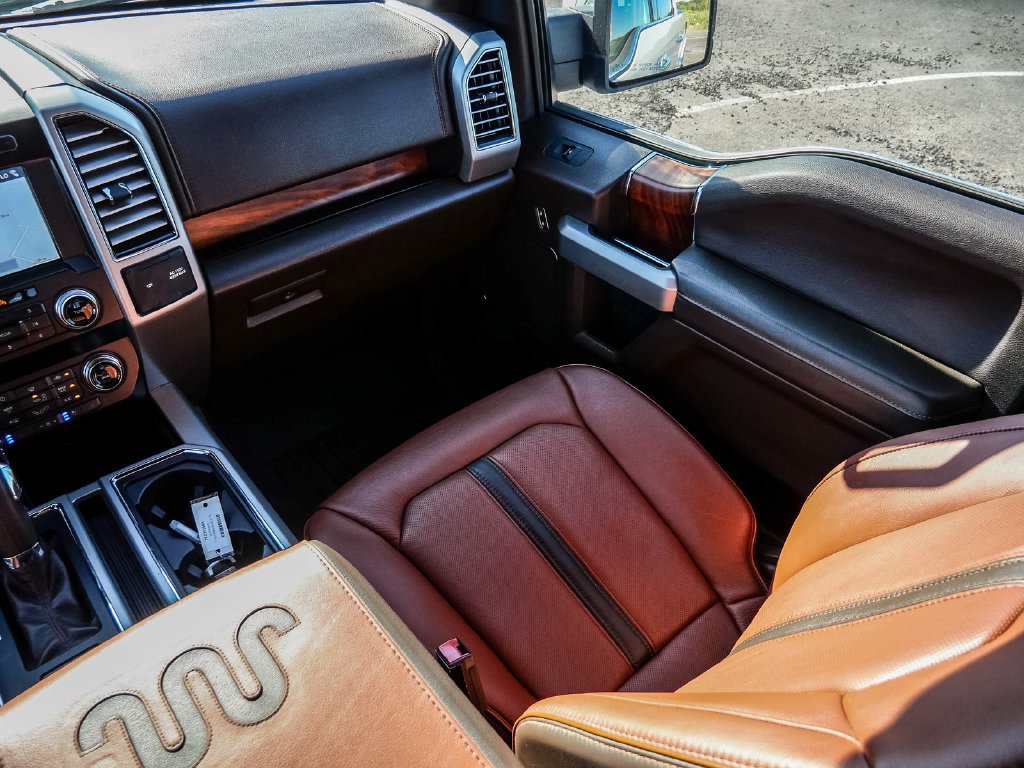 Used 2019 Ford F150 King Ranch w/ Equipment Group 601A Luxury AWD/4WD image 35