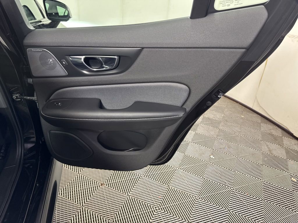 Used 2021 Volvo S60 T8 R-Design AWD/4WD image 18