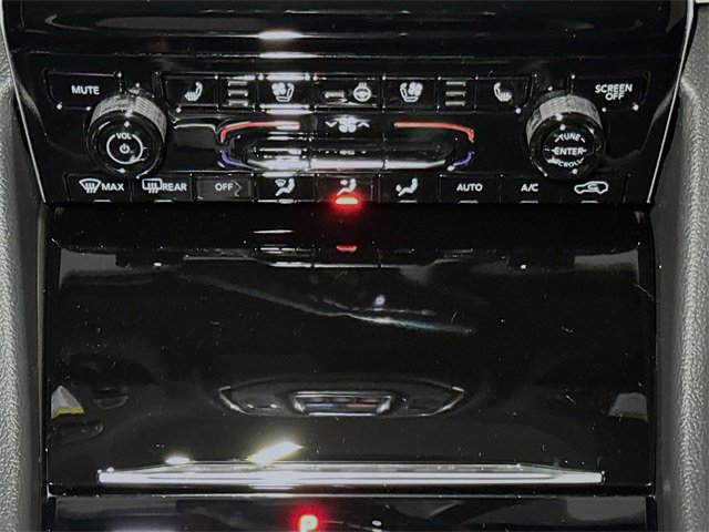 New 2025 Jeep Grand Cherokee L Limited image 10