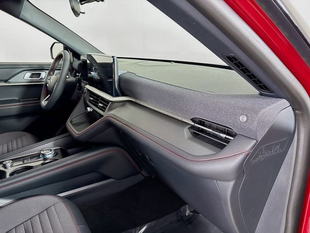 New 2026 Ford Explorer ST-Line w/ ST-Line Street Pack image 31