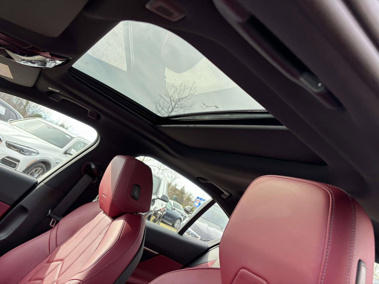 New 2026 BMW 530i xDrive w/ M Sport Package image 27