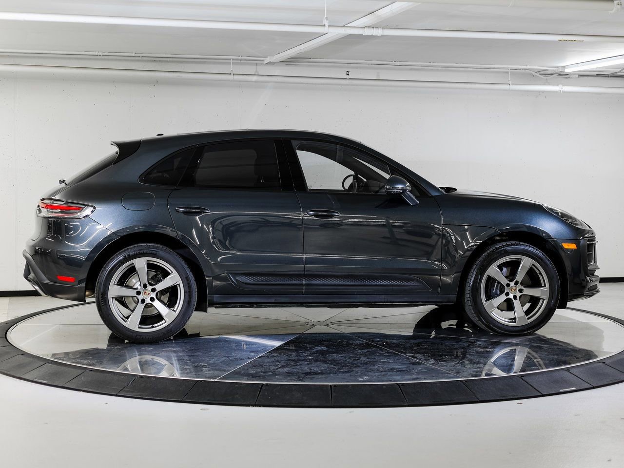 Certified 2025 Porsche Macan image 8