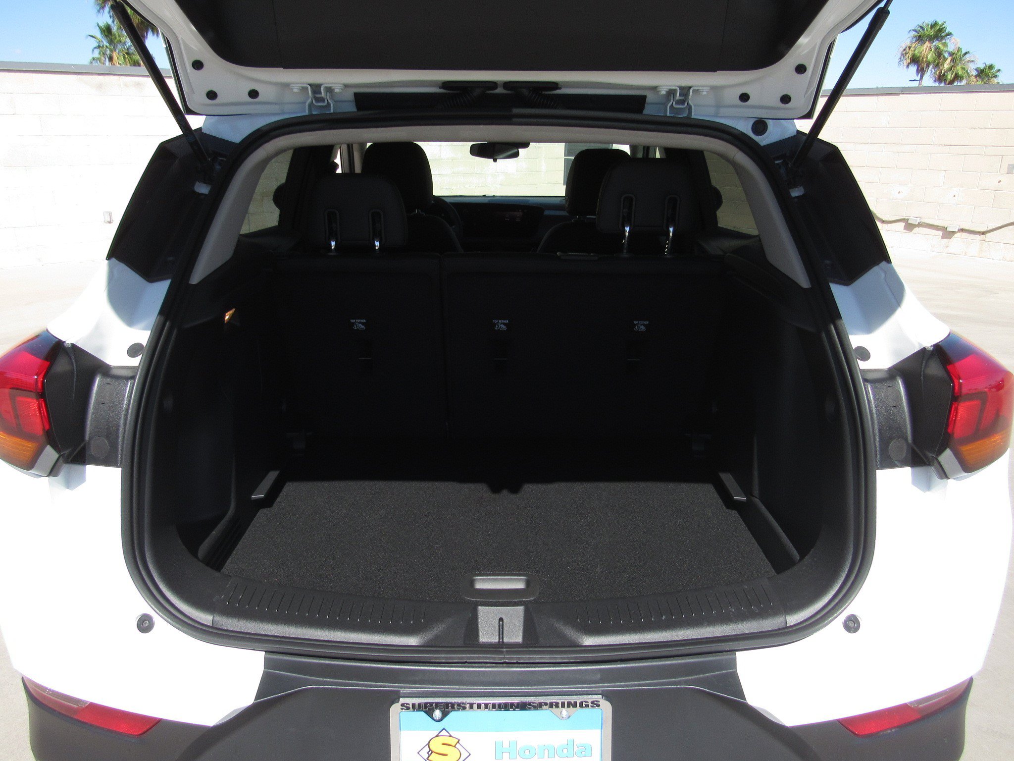 Used 2026 Buick Encore GX Preferred w/ Comfort Package AWD/4WD image 12