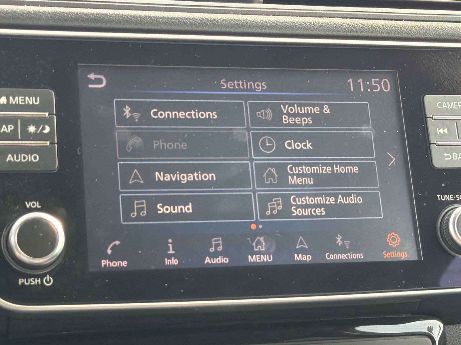 Used 2022 Nissan Leaf SV image 22