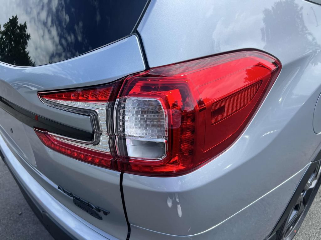 Certified 2025 Subaru Ascent Bronze Edition AWD/4WD image 10