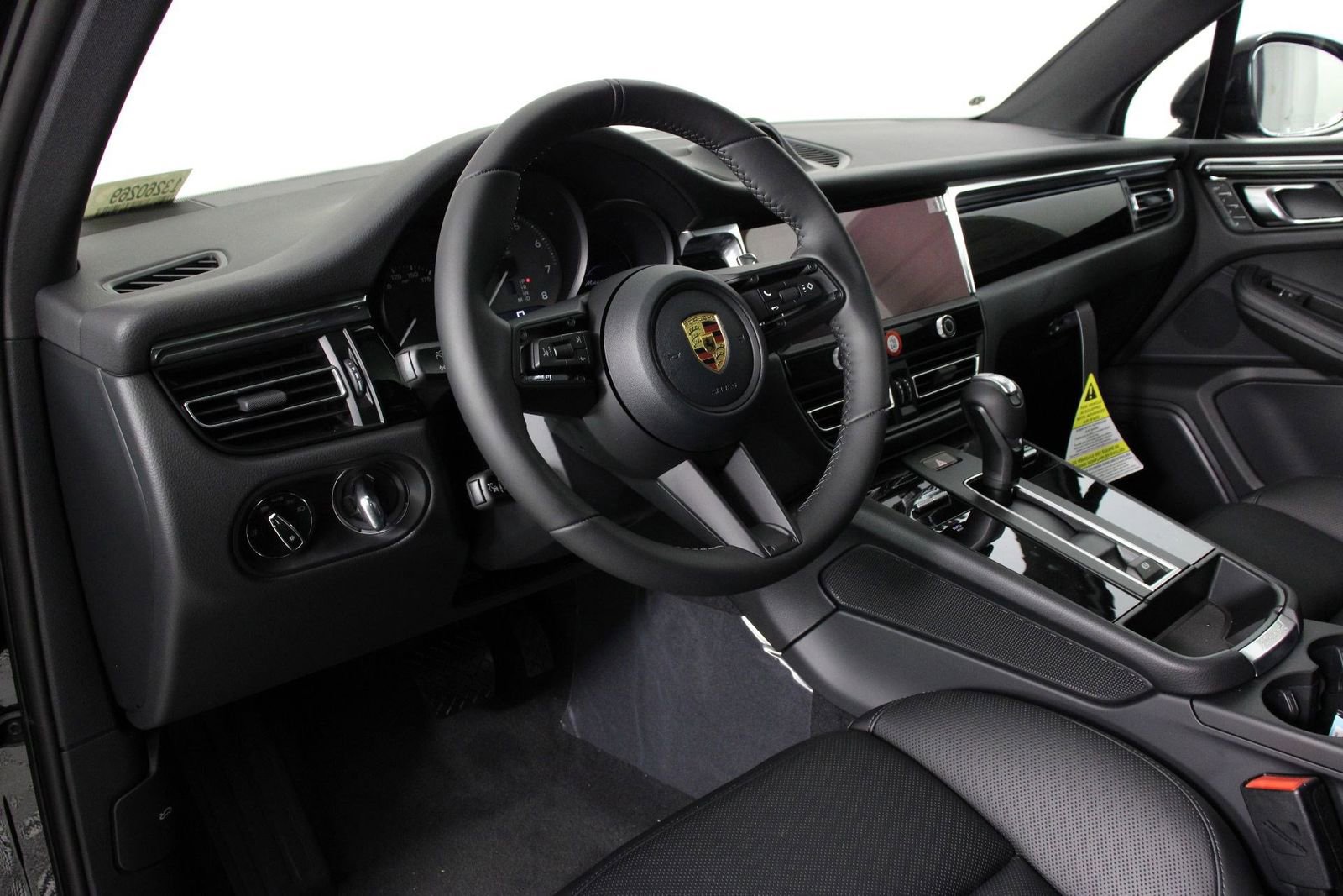 New 2026 Porsche Macan S AWD/4WD image 4