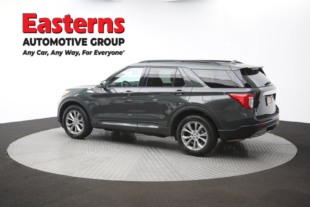 Used 2023 Ford Explorer XLT w/ Equipment Group 202A AWD/4WD image 69