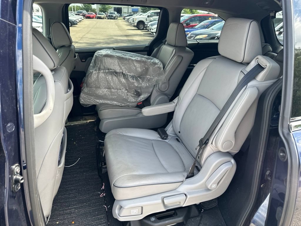 Used 2023 Honda Odyssey Elite image 16