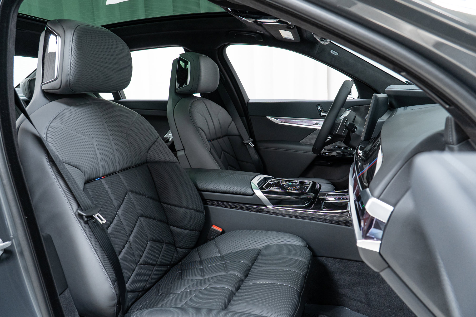 New 2026 BMW 740i xDrive image 22