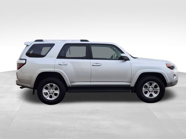 Used 2024 Toyota 4Runner SR5 image 10