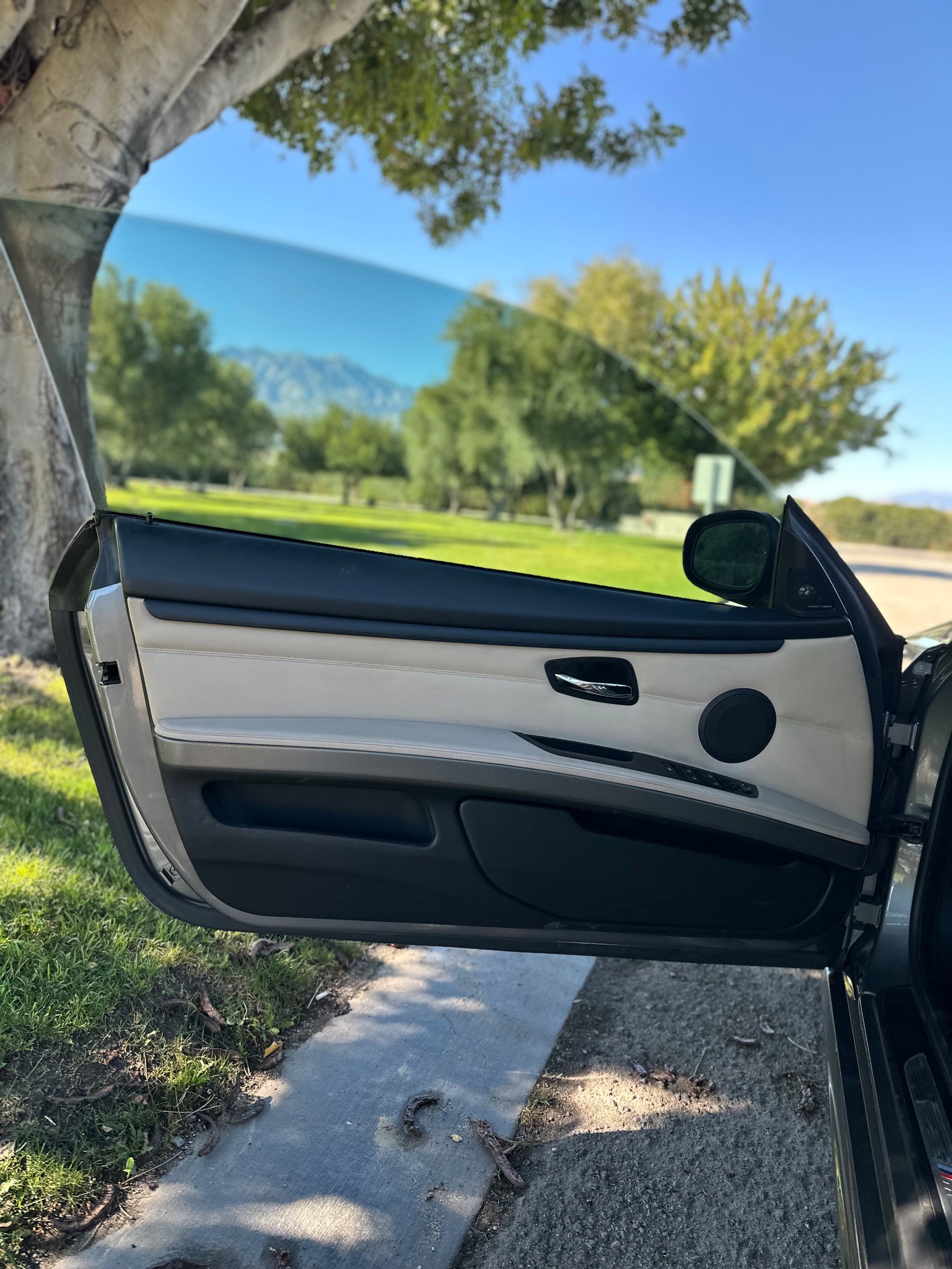 Used 2013 BMW 335is Convertible image 38