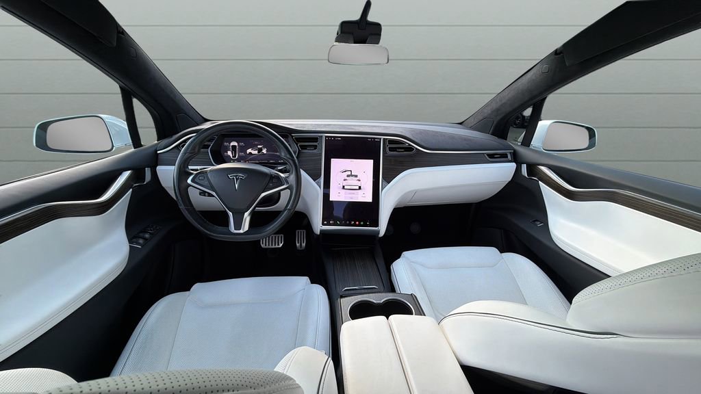 Used 2016 Tesla Model X Performance AWD/4WD image 9