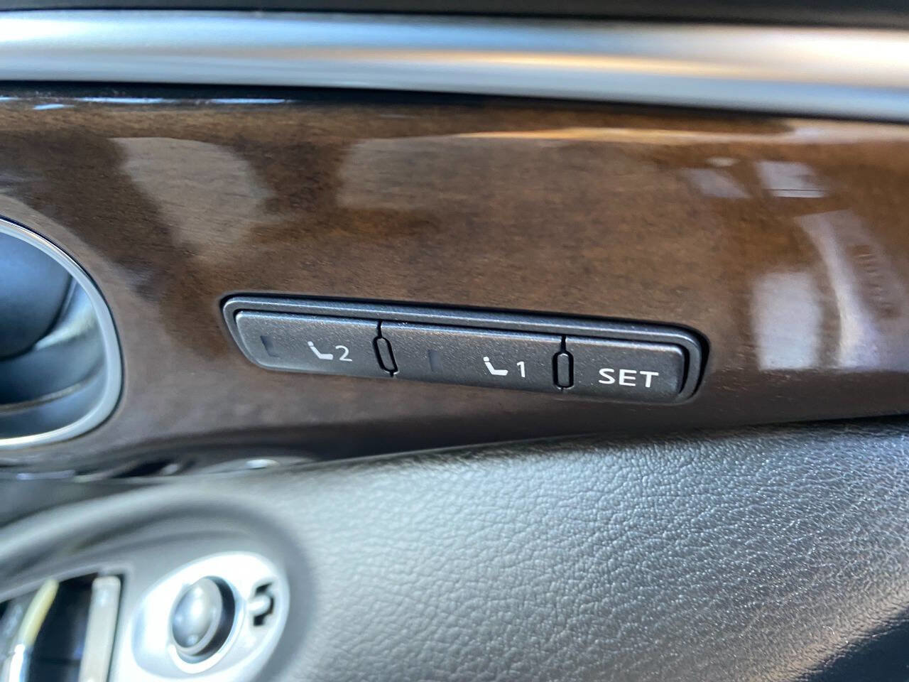 Used 2017 INFINITI Q50 Sport image 19