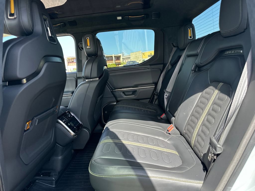 Used 2025 Rivian R1T Adventure image 14