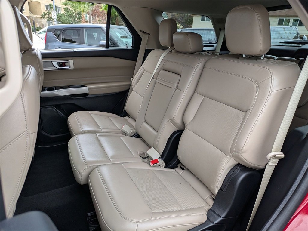 Used 2024 Ford Explorer Limited image 24