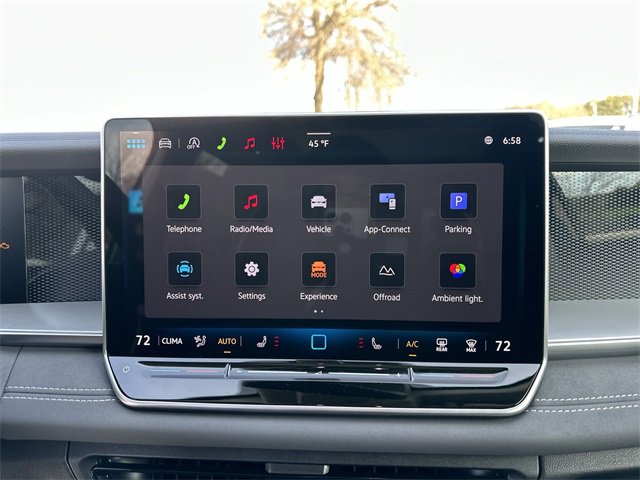 New 2026 Volkswagen Tiguan SE image 26