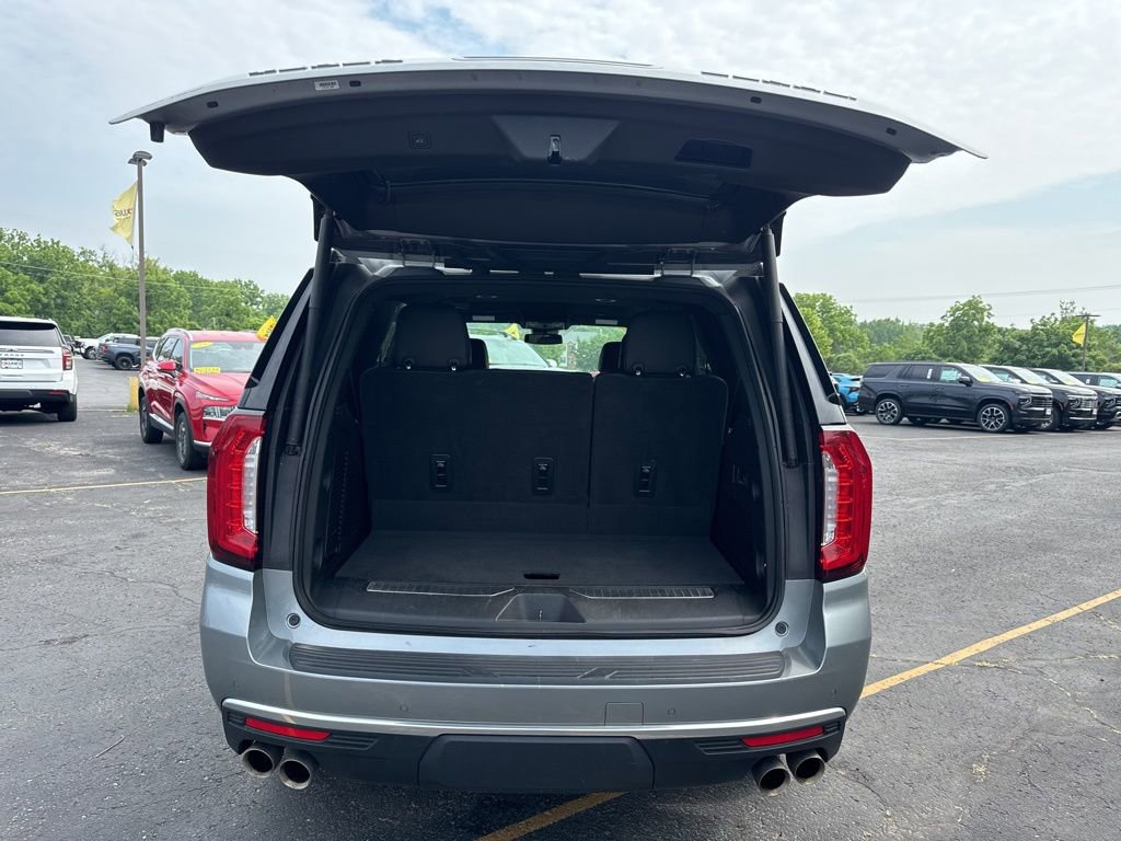 Used 2023 GMC Yukon Denali AWD/4WD image 29