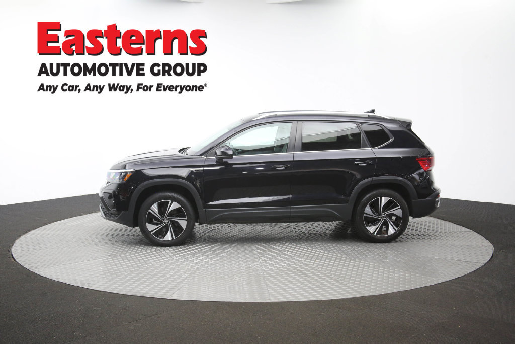 Used 2024 Volkswagen Taos SE AWD/4WD image 58