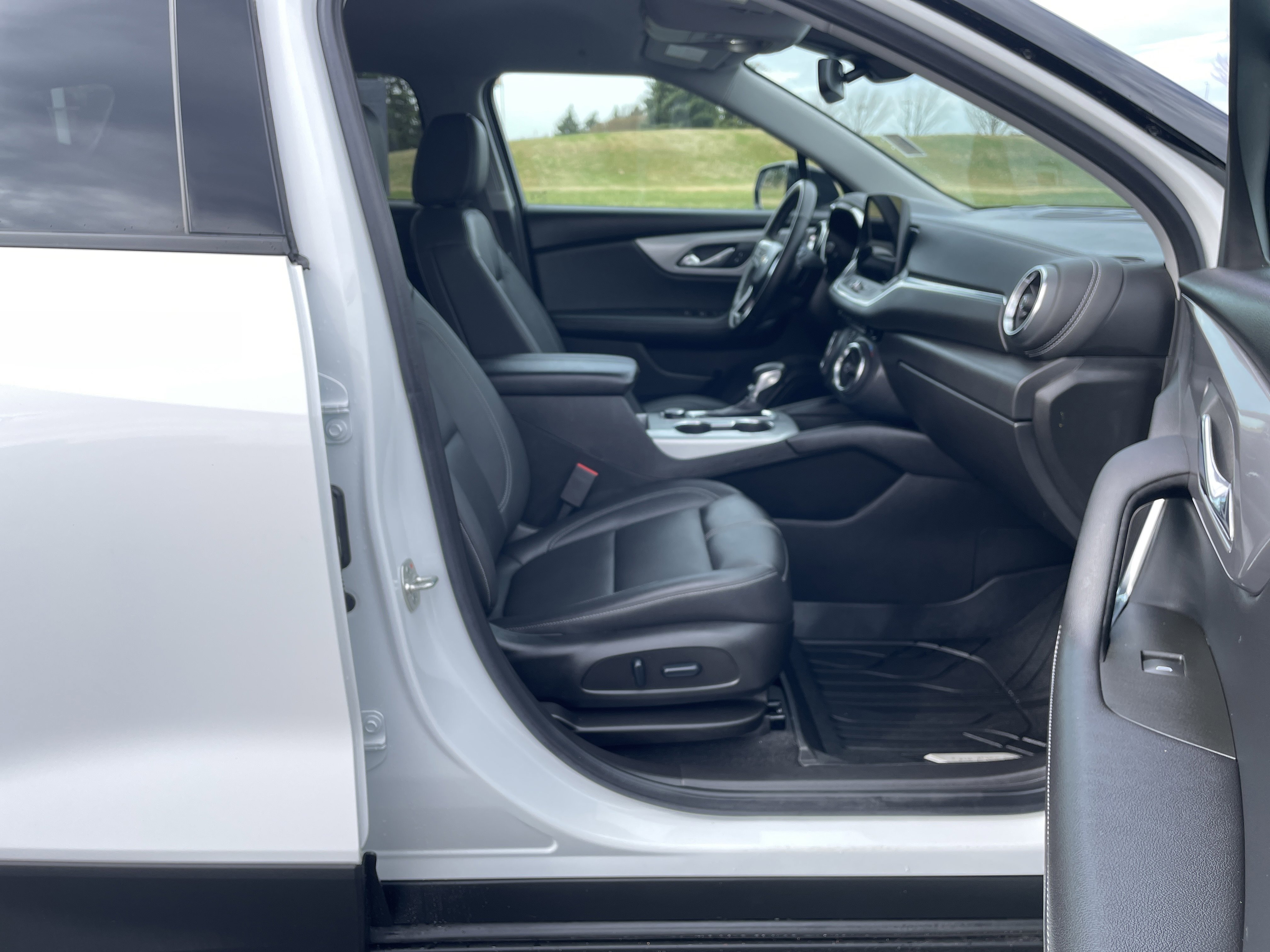 Certified 2024 Chevrolet Blazer LT w/ Midnight/Sport Edition image 24