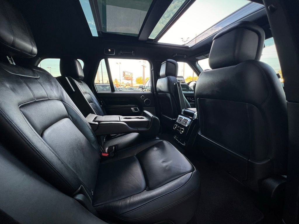 Used 2019 Land Rover Range Rover image 29