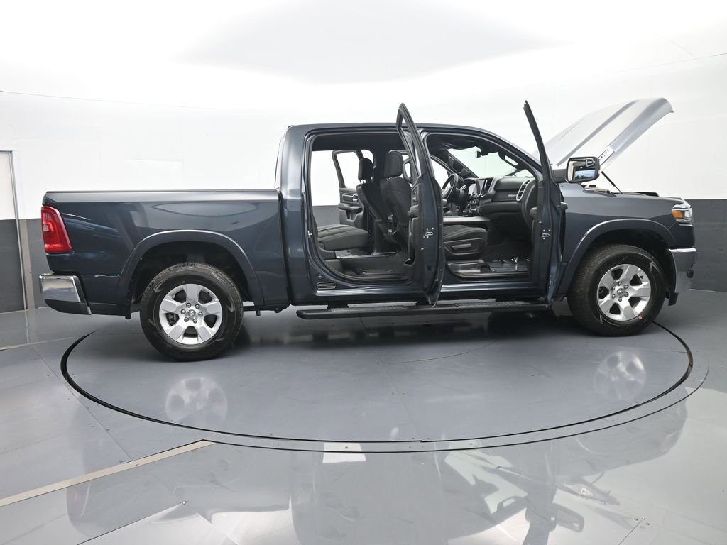 Used 2025 RAM 1500 Big Horn AWD/4WD image 76