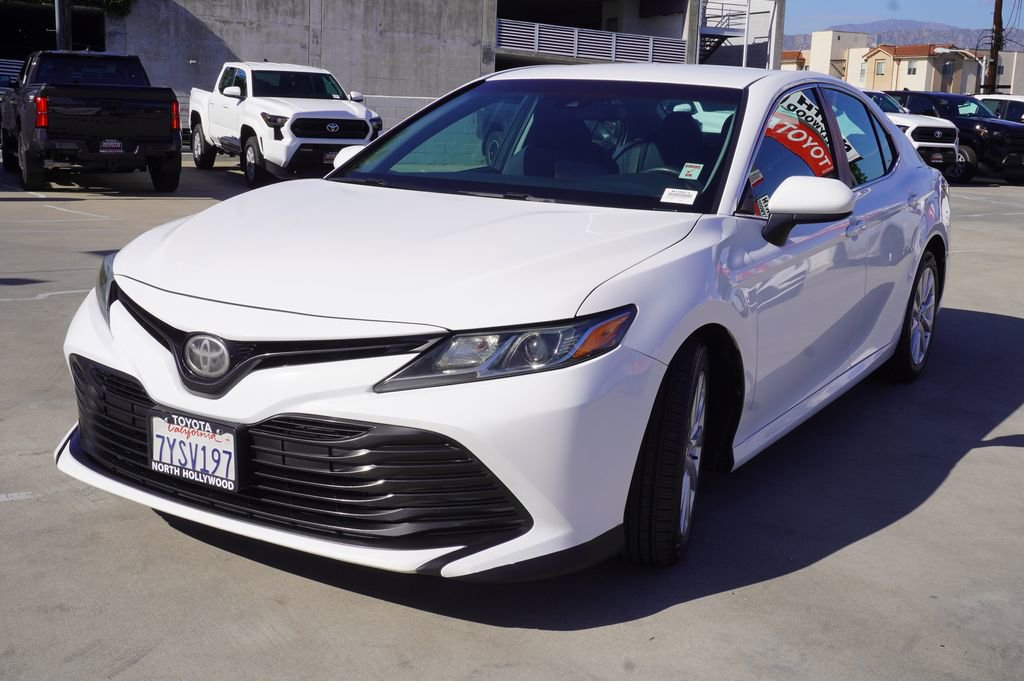 Certified 2018 Toyota Camry LE FWD image 4