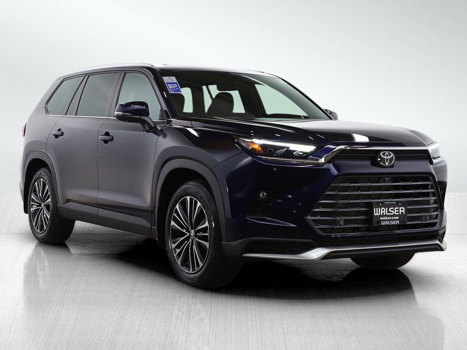 Used 2025 Toyota Grand Highlander AWD Hybrid image 7