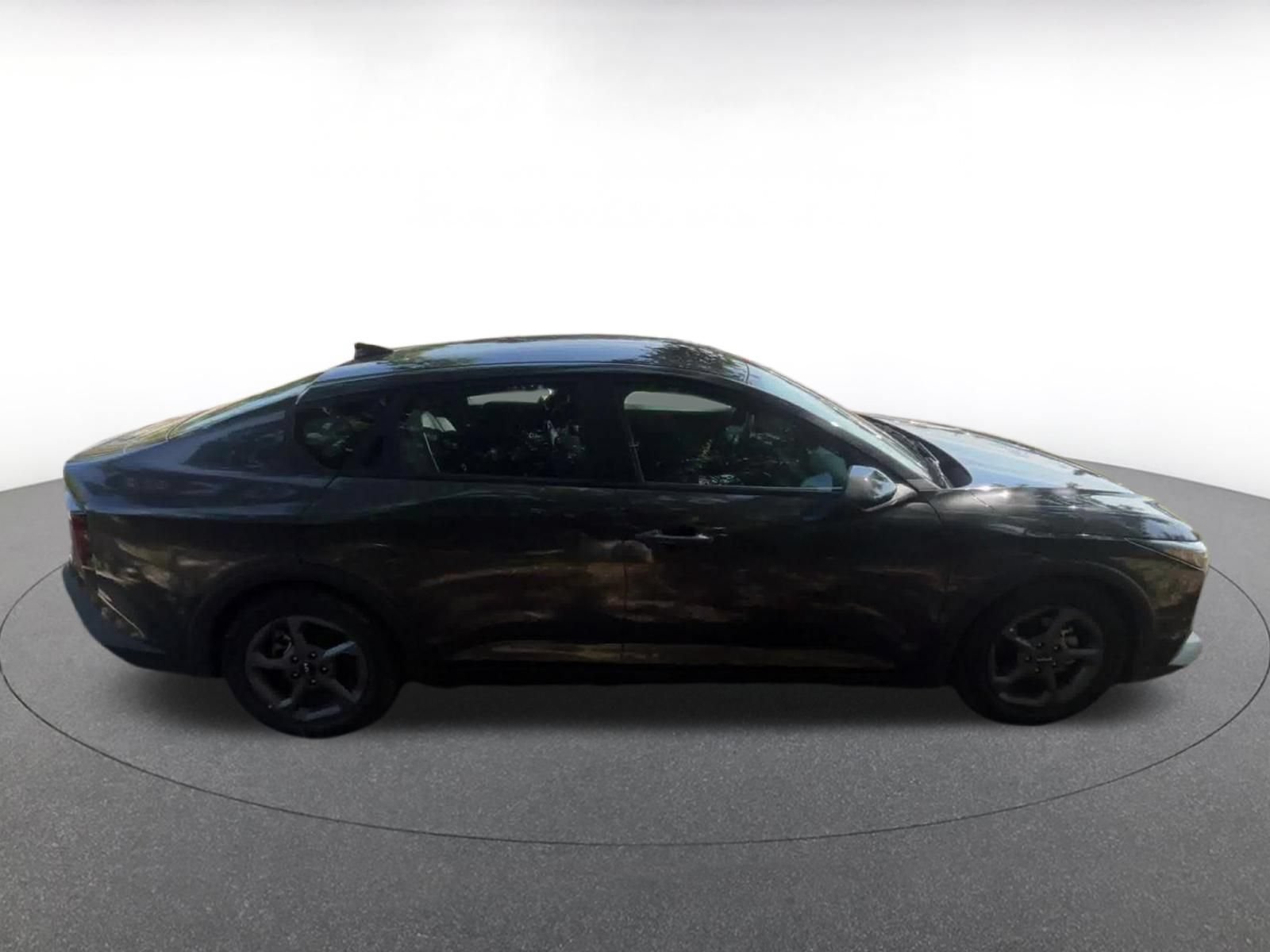Used 2025 Kia K4 FWD image 16