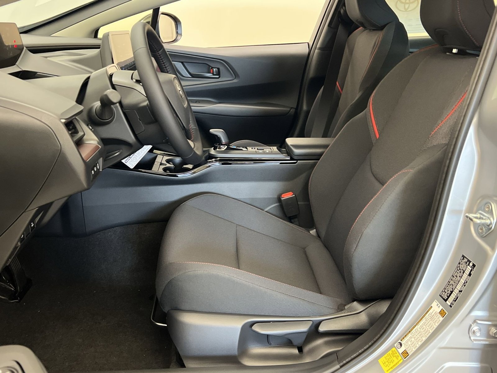 New 2026 Toyota Prius Plug-In Hybrid image 7