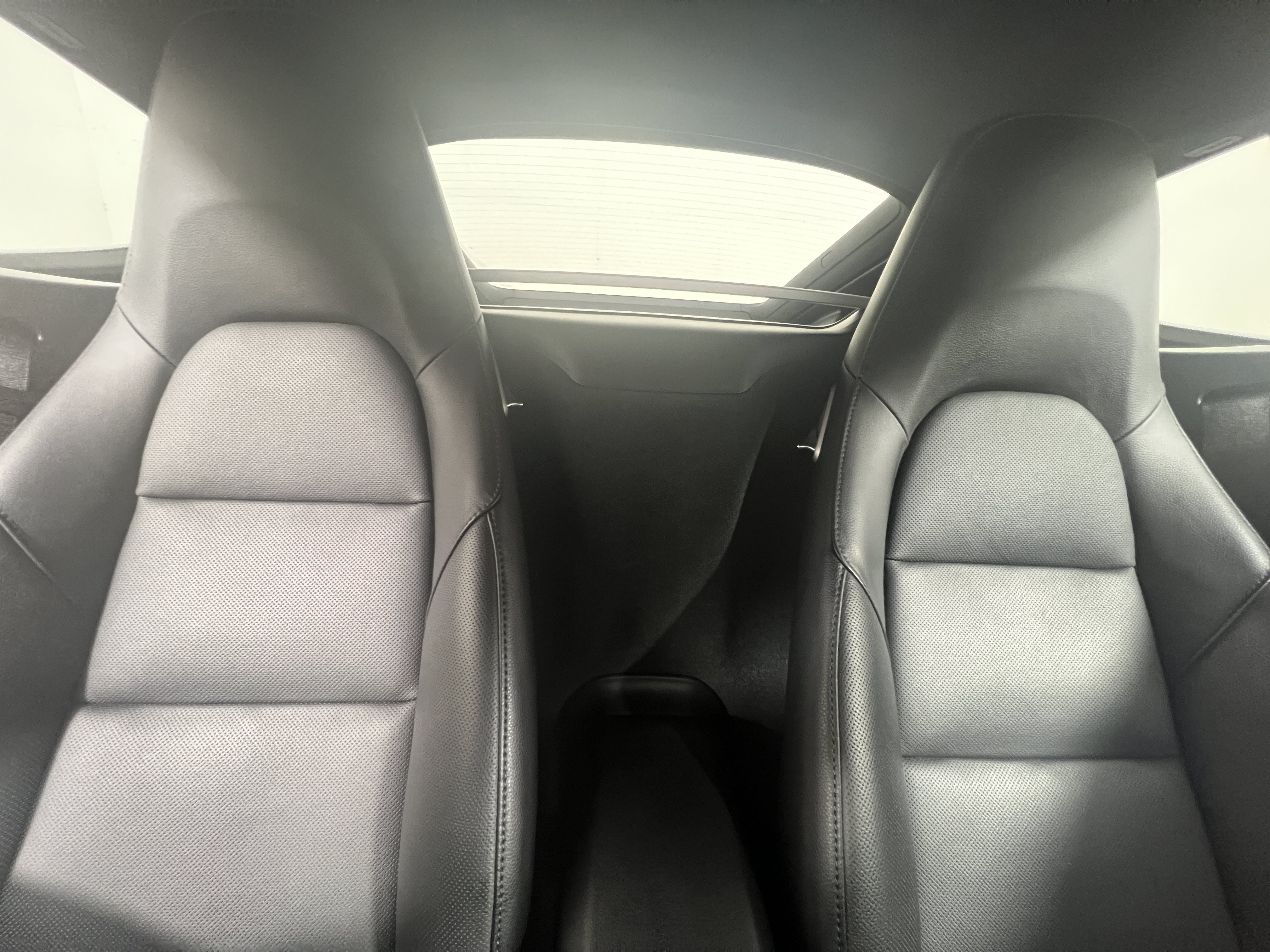 Certified 2024 Porsche 718 Cayman RWD image 16