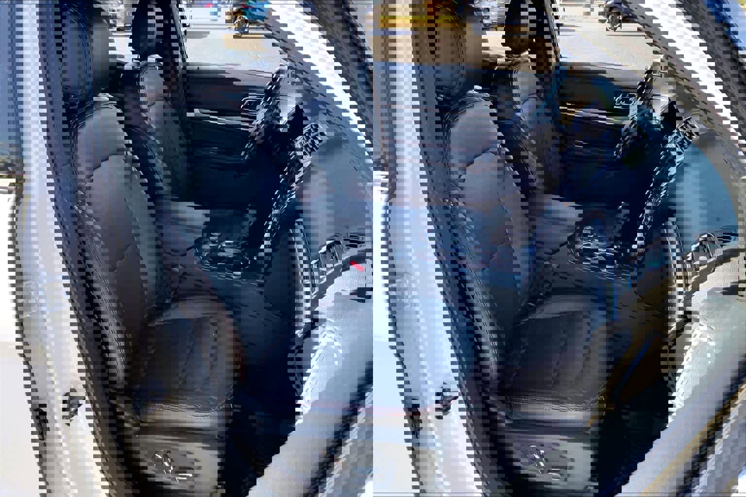 Used 2017 Ford Explorer Sport w/ Equipment Group 401A AWD/4WD image 9