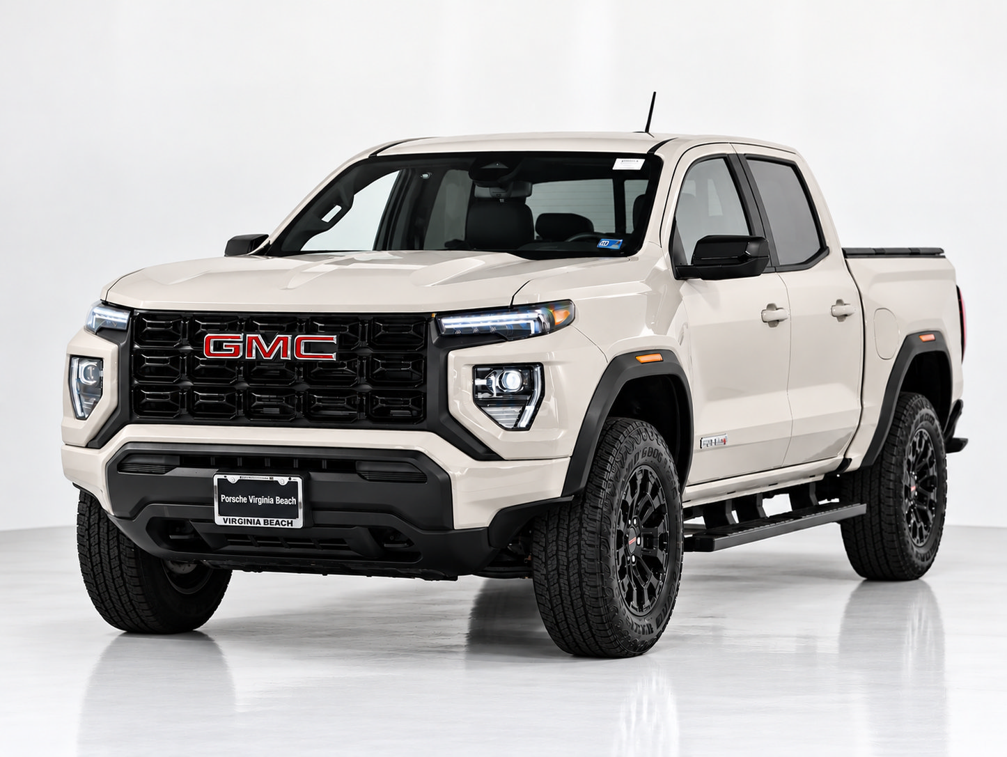 Used 2026 GMC Canyon Elevation RWD image 1