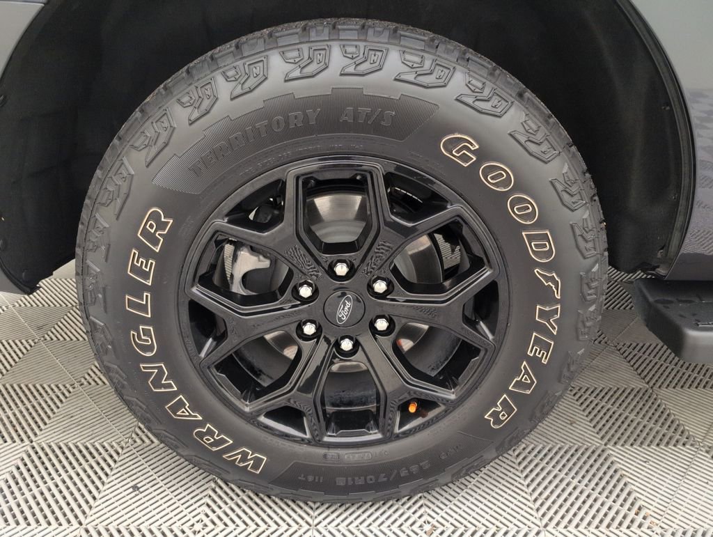 Used 2024 Ford Expedition Timberline image 15