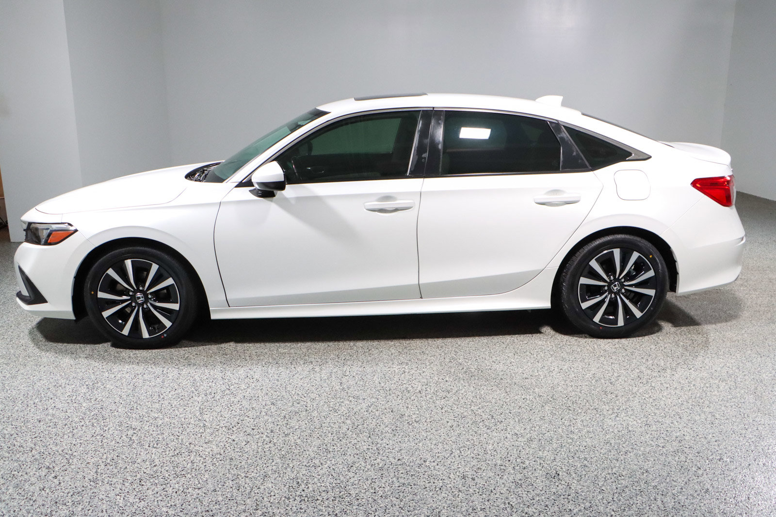 Used 2022 Honda Civic EX image 10