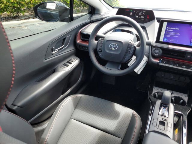 New 2025 Toyota Prius Plug-In Hybrid FWD image 11