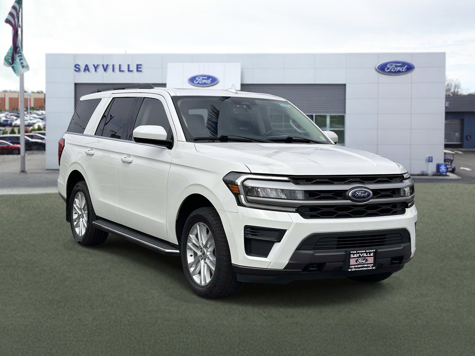 Used 2022 Ford Expedition XLT AWD/4WD image 6
