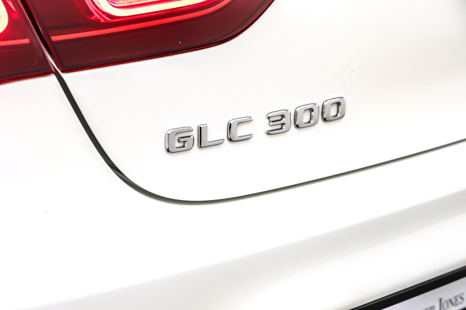 Used 2022 Mercedes-Benz GLC 300 4MATIC Coupe image 10